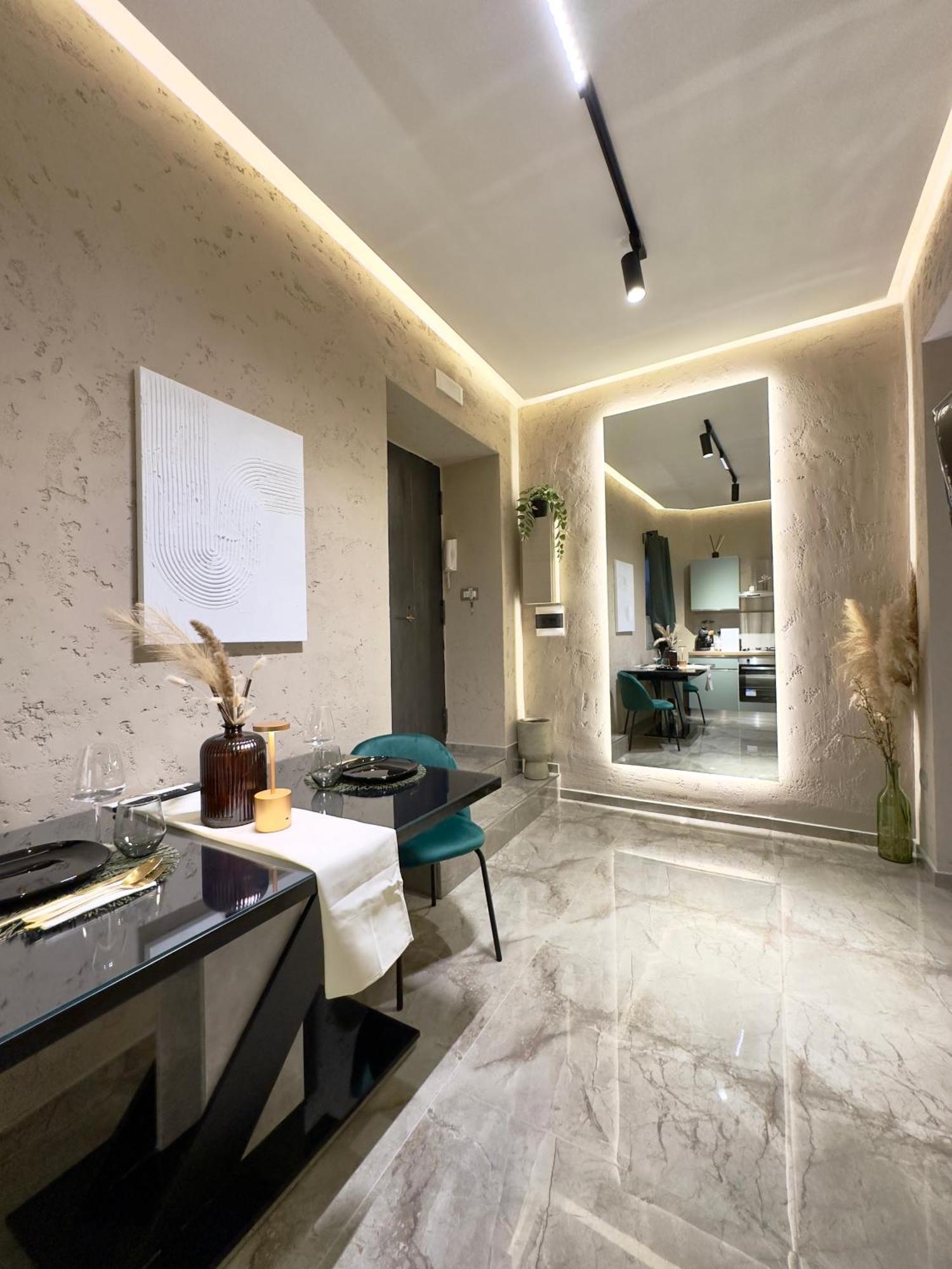 Falco Boutique With Jacuzzi Naples